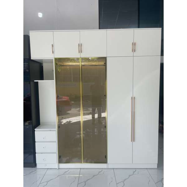 Tủ quần áo cánh kính có cánh mở hiện đại QA106